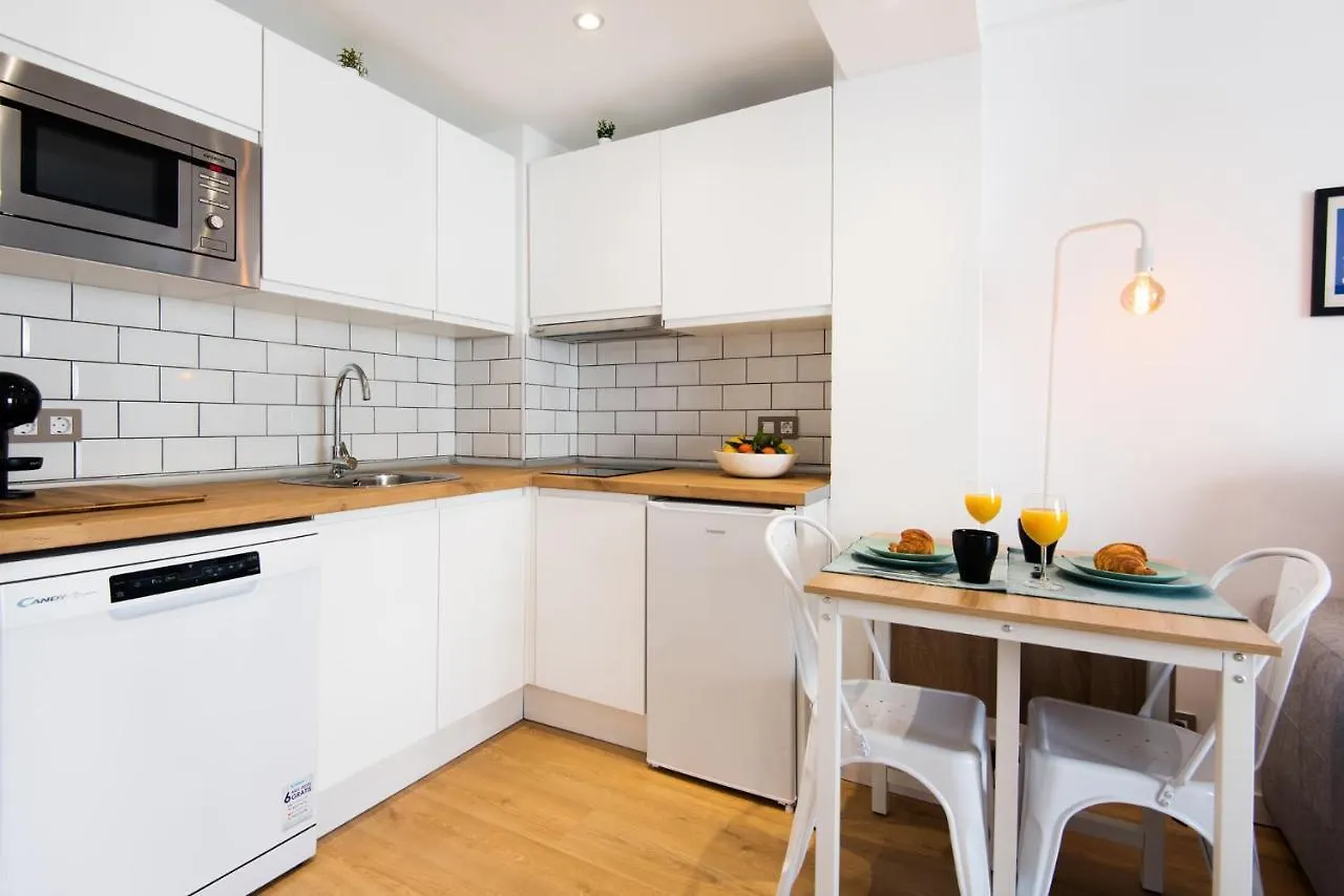 Aloha Puerto Private Apartment 1St Line Carihuela Beach Torremolinos 0*,